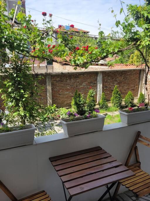 Plovdiv Top Center 2 Bdrm Apartment, 5Min From Central Square & Garden, Free Parking Exteriör bild